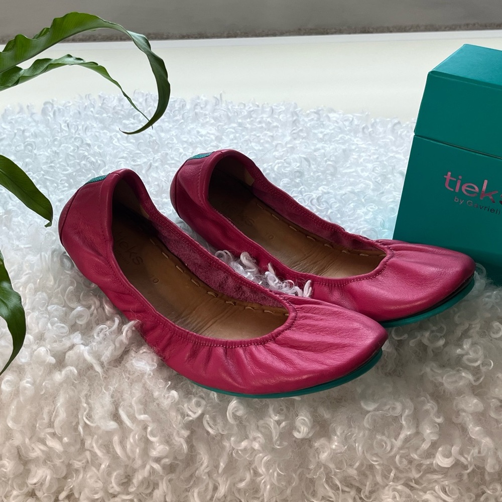 Tieks sz 10 in fuchsia